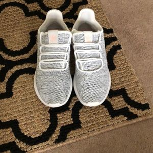Adidas tubular shadow size 6 women’s